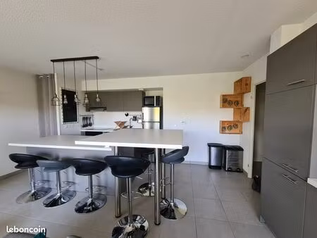 t3 meublé récent – balcon 10m² + parking sécurisé – bègles birambits – tram c