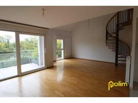 appartement 4 pièces 103 m²