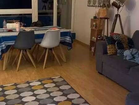 location appartement 4 pièces à blanquefort (33290) : à louer 4 pièces / 82m² blanquefort