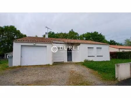 location maison à montaigu (85600) : à louer / 79m² montaigu