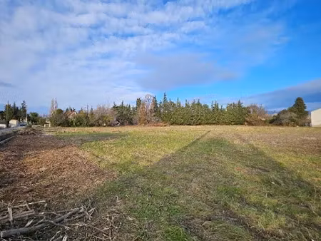 vente terrain 403 m² à sénas (13560)  159 900 €