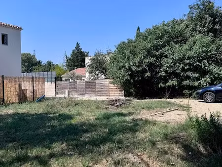 vente terrain 270 m² à salon-de-provence (13300)  174 900 €