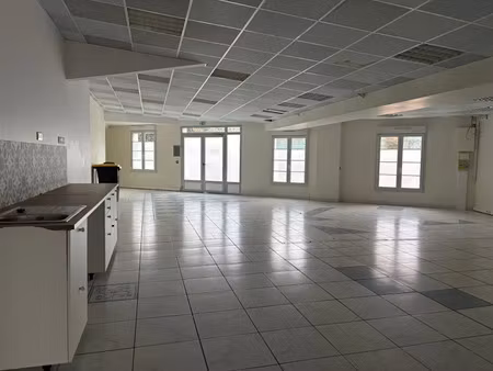 vente locaux professionnels à auxerre (89000)  149 000 €