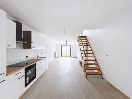 duplex 2 chambres - terrasse et jardin