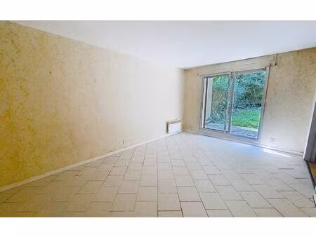 location appartement  m² t-1 à saint-avertin  548 €