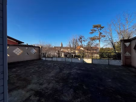 vente immeuble 225 m² à pont-de-chéruy (38230)  266 000 €