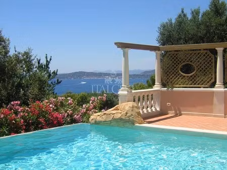 cap d’ail – villa prestigieuse de style néo provençal avec vue panoramique mer et cap ferr