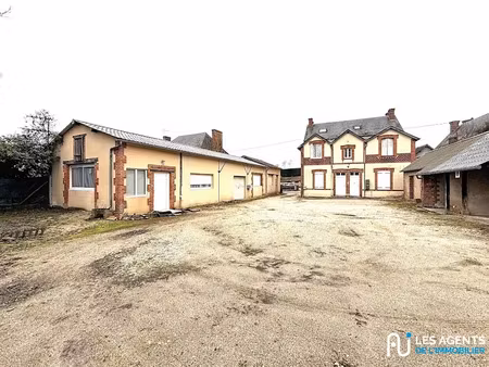 vente immeuble 10 pièces 288 m² à les bordes (45460)  291 500 €