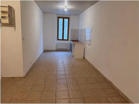 location appartement 3 pièces 55 m² à ales (30100)  450 €