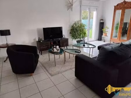 vente maison à mouilleron-en-pareds (85390) : à vendre / 96m² mouilleron-en-pareds