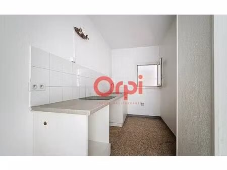 location appartement  57.02 m² t-2 à fréjus  620 €