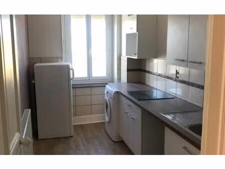 location appartement  43.6 m² t-2 à hauteville-lompnes  460 €