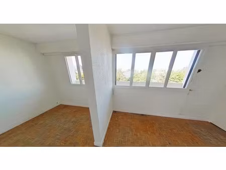 t5 rue commandant charcot lyon 5e