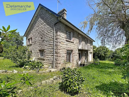 a vendre maison à isigny-le-buat (50540) avec 8 chambres  plusieurs dépendances et grand t