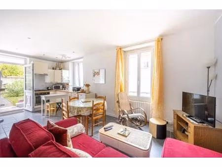 charmante maison avec jardin à mantes-la-jolie