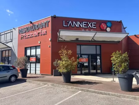 local commercial avec belle visibilité