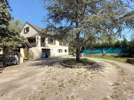 maison de 7 pièces de 157 m² en vente à esbly - idéal pour les familles