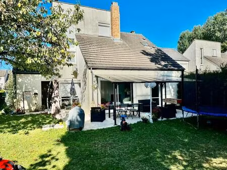 maison 5 pièces de 131 m² à nangis