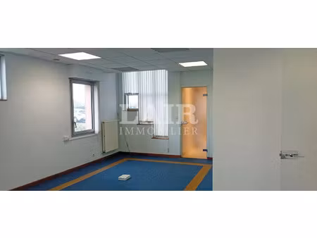 vente bureaux et commerces à condé-sur-sarthe (61250) : à vendre / 317m² condé-sur-sarthe