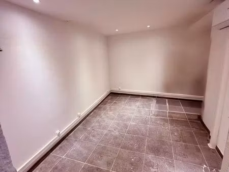 divers à vendre - 40 28 m2 - toulon - 83 - provence-alpes-cote-d-azur