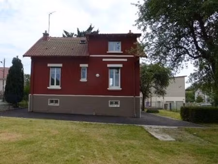 danjoutin belle maison avec 4 chambres et un grand jardin