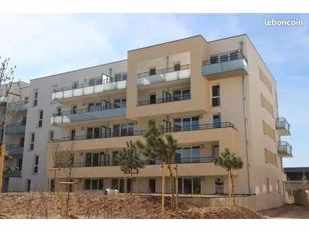 t4 avec balcon dans résidence neuve - secteur tinqueux