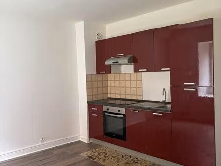 appartement t2  42m2  très calme   centre ville aurillac 15000