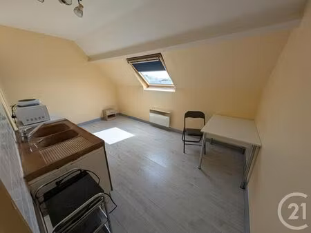 appartement studio à louer - 1 pièce - 25 m2 - chateaudun - 28 - centre