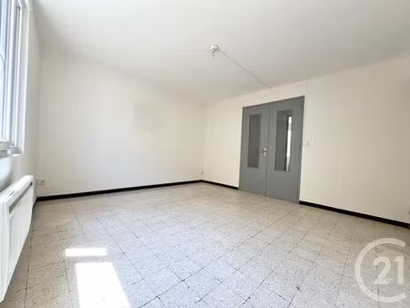 appartement t4 à louer - 4 pièces - 83 50 m2 - st ambroix - 30 - languedoc-roussillon