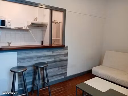 studio 50 avenue de gaulle