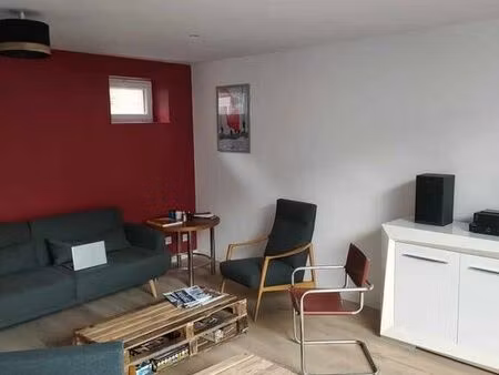 maison de ville mitoyenne en location