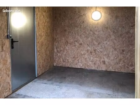 garage / box de stockage