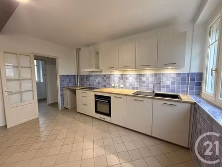 maison à louer - 7 pièces - 148 98 m2 - st germain sous doue - 77 - ile-de-france