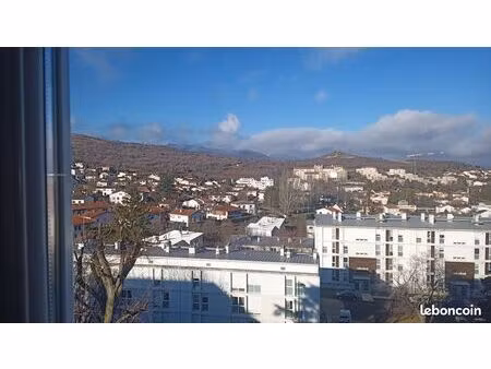 spacieux t4 rénové – 95 m² – 3 chambres – vue puy de dome & garage