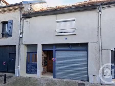 parking à louer - 3 m2 - la ville du bois - 91 - ile-de-france