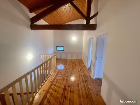 location maison de ville