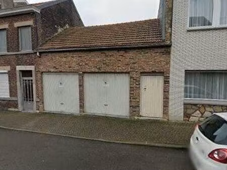 double garage avec terrain et stockage