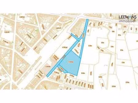 terrain d'environ 1 5ha en zone d'activité économique mixte