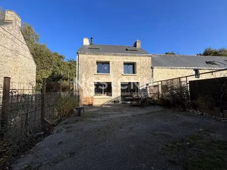vente maison à elven (56250) : à vendre / 120m² elven