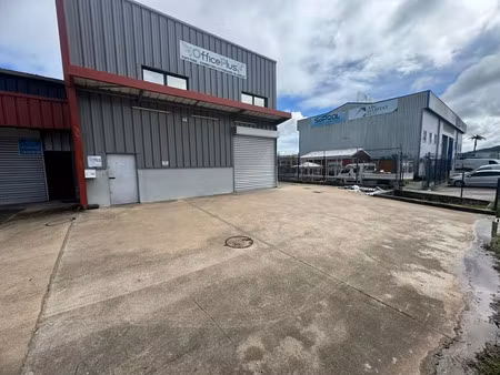 location locaux professionnels 280 m² à matoury (97351)  3 640 €