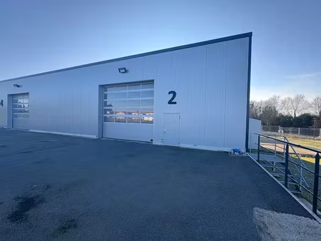 location locaux professionnels 0 pièces 225 m² à saint-andre-goule-d'oie (85250)  975 €