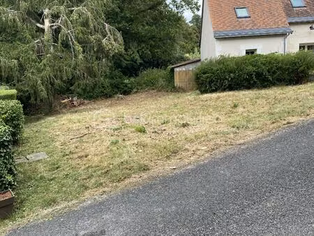 terrain de 820 m² à reugny