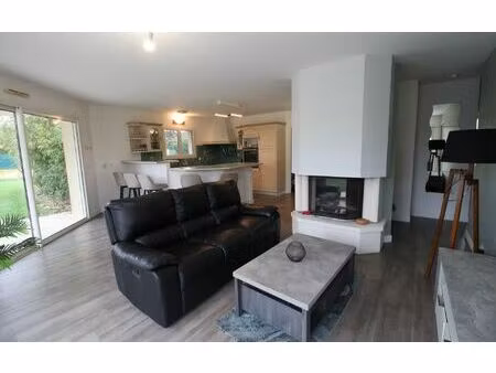 maison biron m² t-5 à vendre  270 000 €