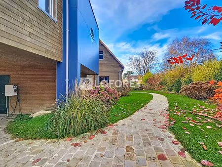 maison saint-jacques-sur-darnétal 211 m2