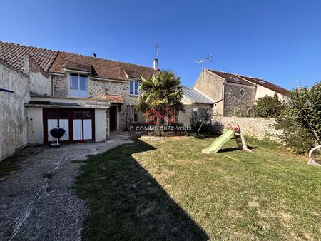 maison de village en vente pour petite famille à liverdy-en-