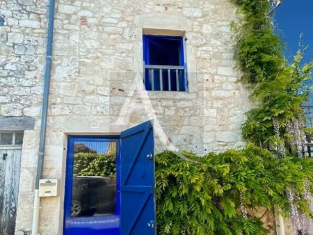 a vendre charmante maison de bastide au coeur d'un des plus beaux villages de france