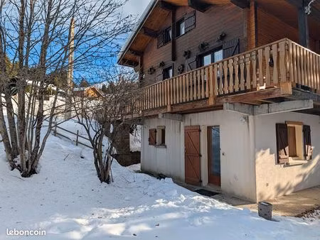 chalet 4 pièces 63 m²