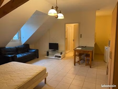 studio meublé