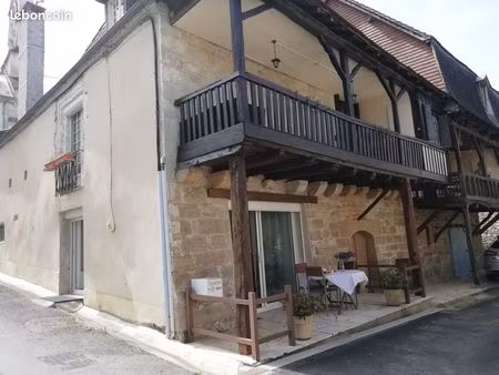 maison en pierre + appartement indépendant – idéal gîte / résidence secondaire