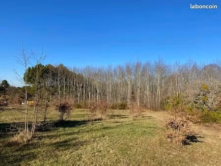 terrain 1450 m² chalagnac